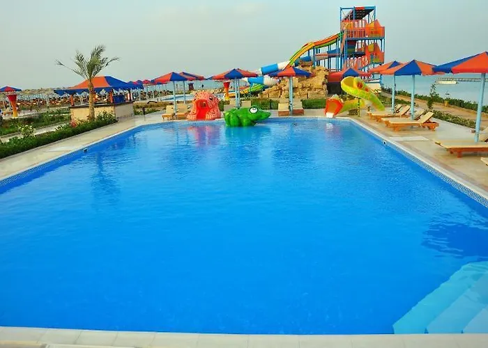 Üdülőközpont Hawaii Caesar Dreams And Aqua Park - Families And Couples Gurdaka