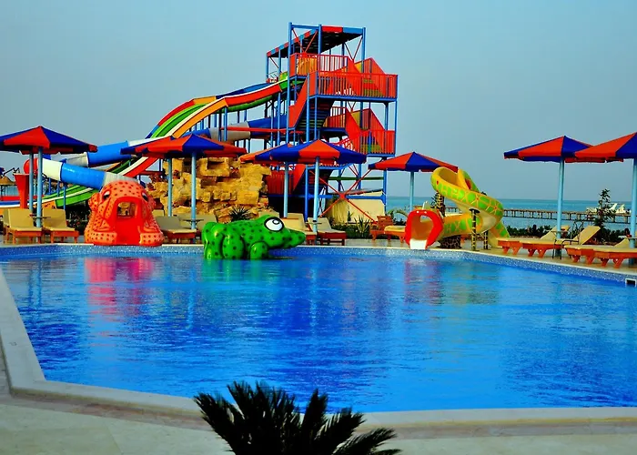 Hawaii Caesar Dreams And Aqua Park - Families And Couples 5*